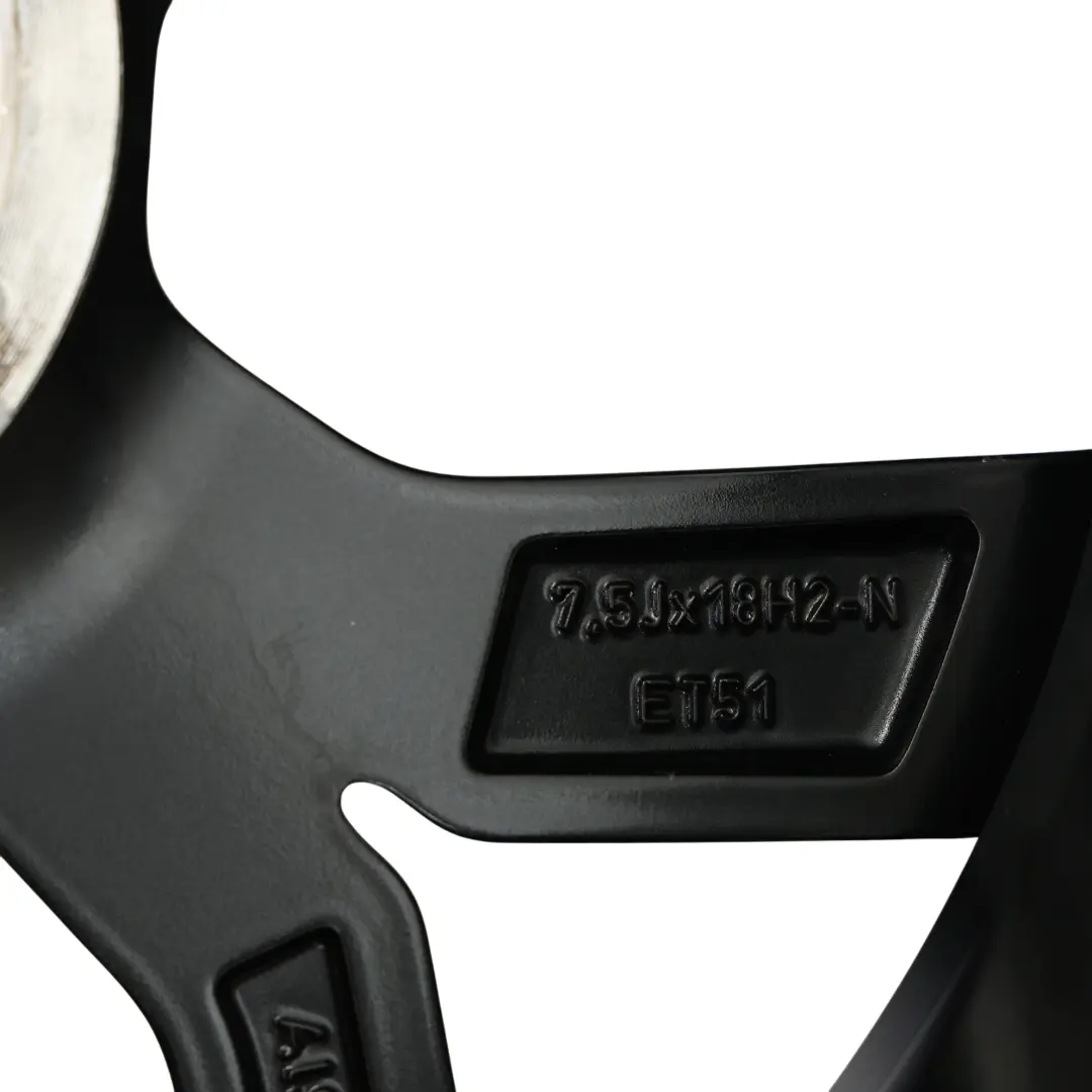 Mk6 GTI Felga Aluminiowa Faro 18" 7.5J ET:51 do Volkswagen Polo o numerze 2G0601025AQ Volkswagen Polo Mk6 GTI Felga Aluminiowa Faro 18" 7.5J ET:51 - SKU 2G0601025AQ-1 - Numer Części 2G0601025AQ