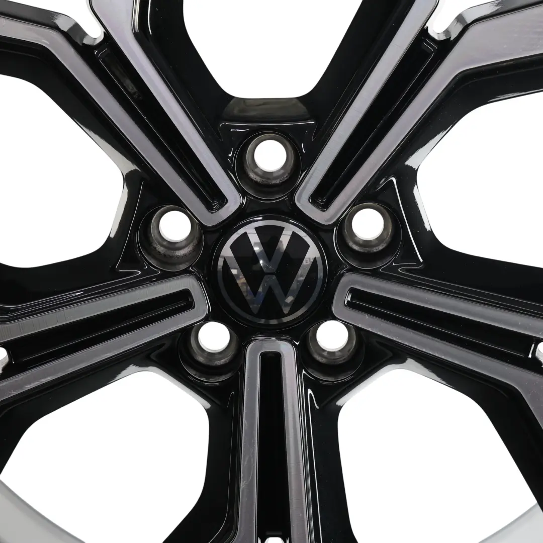 Mk6 GTI Felga Aluminiowa Faro 18" 7.5J ET:51 do Volkswagen Polo o numerze 2G0601025AQ Volkswagen Polo Mk6 GTI Felga Aluminiowa Faro 18" 7.5J ET:51 - SKU 2G0601025AQ-2 - Numer Części 2G0601025AQ