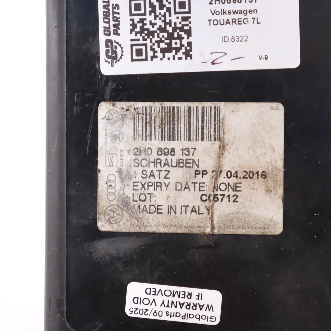 7L Locking Wheel Bolt Stud Nuts Set Kit M14 to VW Volkswagen Touareg with Part number 2H0698137 VW Volkswagen Touareg 7L Locking Wheel Bolt Stud Nuts Set Kit M14 - SKU 2H0698137 - Part number 2H0698137
