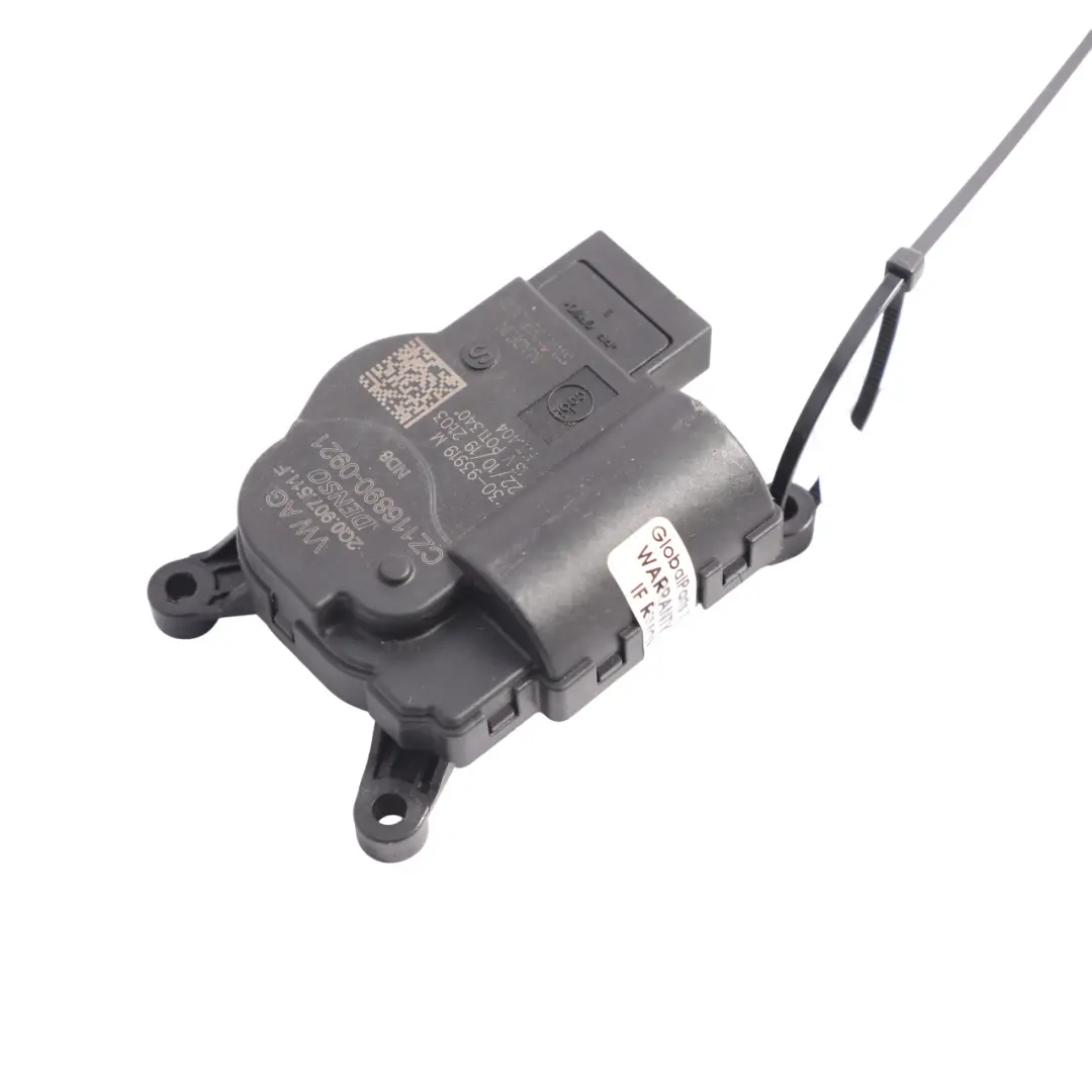 Siłownik Klapy Nagrzewnicy Nawiewu Powietrza do Seat Ateca o numerze 2Q0907511F Seat Ateca Siłownik Klapy Nagrzewnicy Nawiewu Powietrza - SKU 2Q0907511F - Numer Części 2Q0907511F
