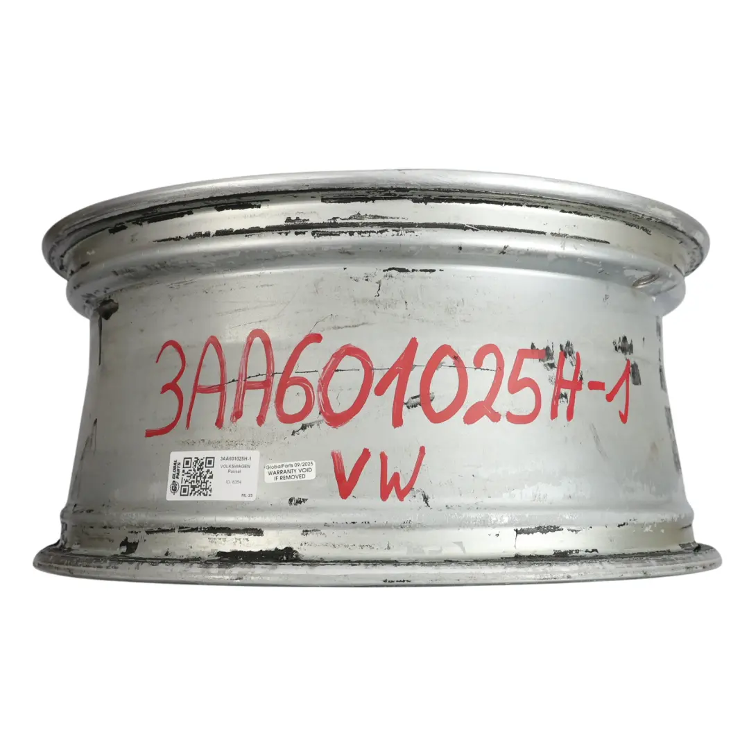VW Volkswagen Passat B7 Silver Wheel Alloy Rim 18" 8J ET44 - SKU 3AA601025H-1 - Part number 3AA601025H