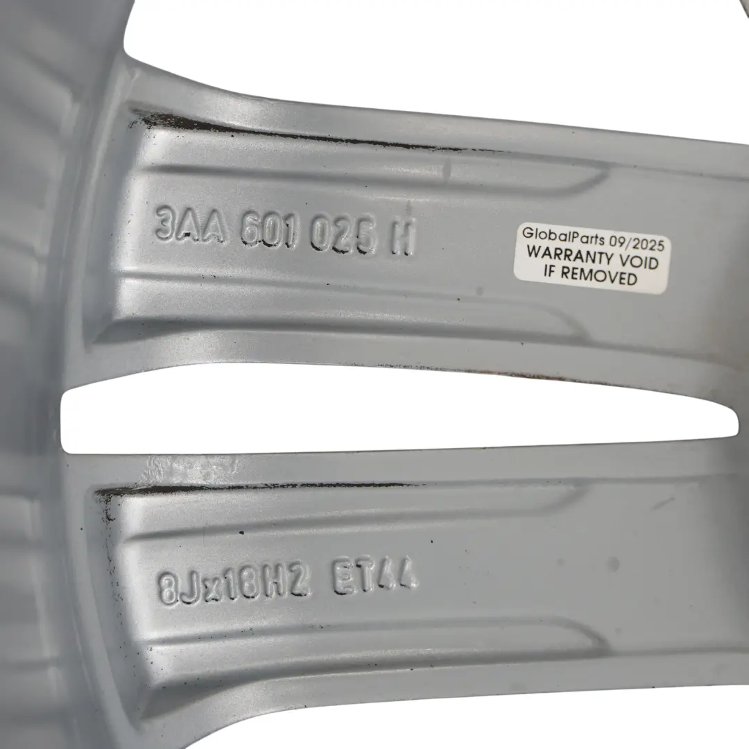 VW Volkswagen Passat B7 Cerchio In Lega Argento 18" 8J ET44 - SKU 3AA601025H-1 - Numero di parte 3AA601025H