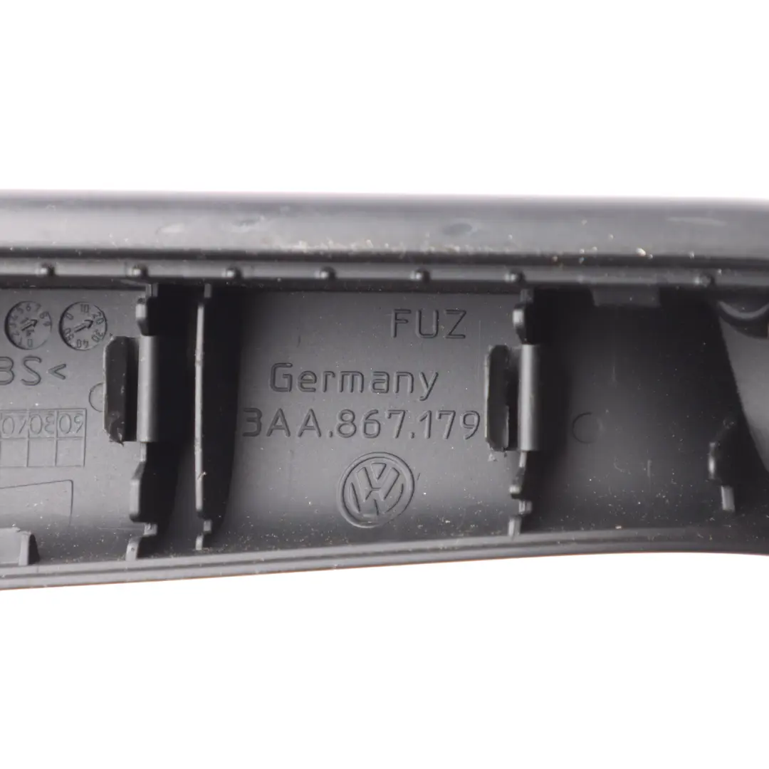 Volkswagen Passat B7 Bande Cache Poignée Porte Avant Gauche - SKU 3AA867179 - Numéro de pièce 3AA867179A