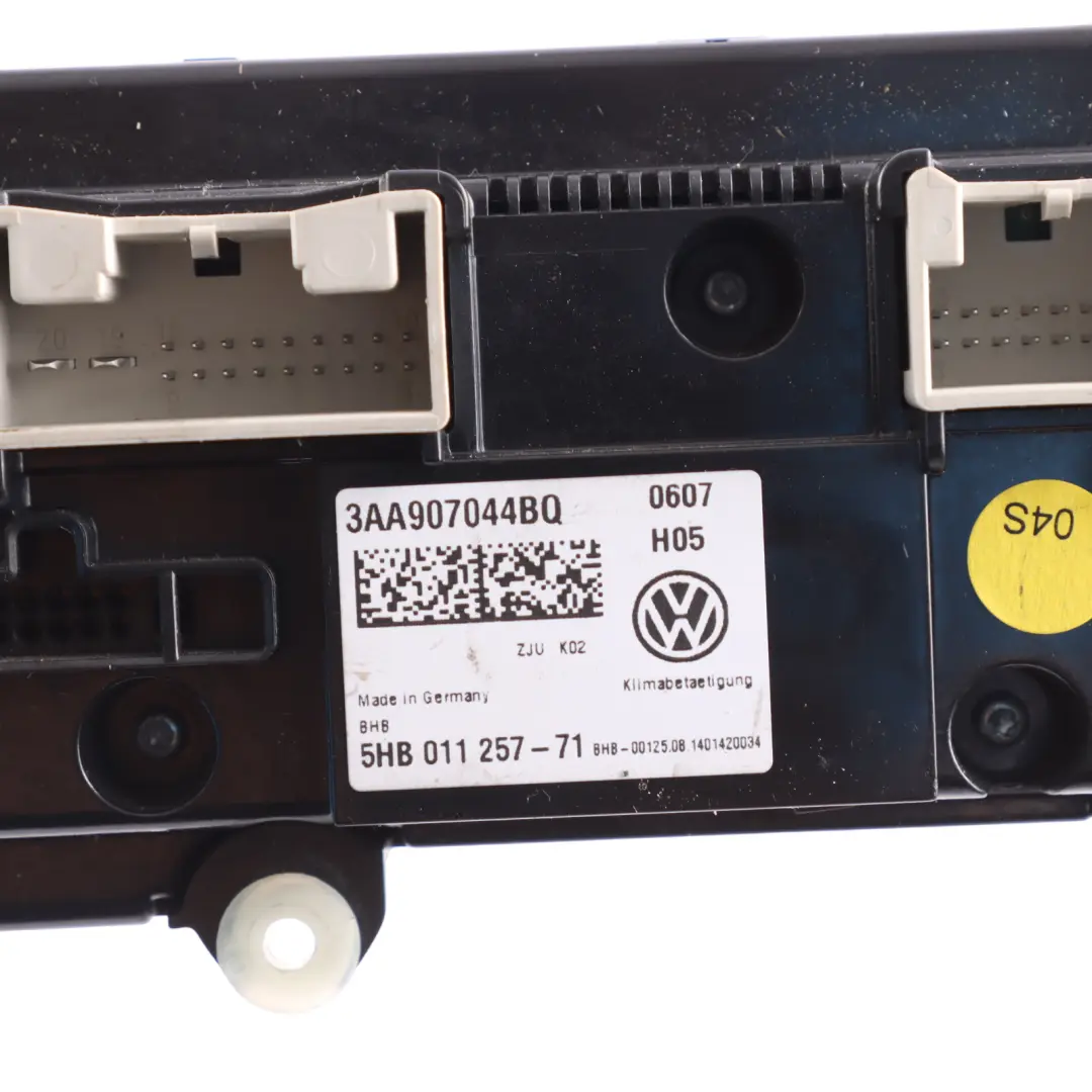 A/C Air Conditioning Panel Climate Control Switch Panel to VW Passat B7 with Part number 3AA907044BQ VW Passat B7 A/C Air Conditioning Panel Climate Control Switch Panel - SKU 3AA907044BQ - Part number 3AA907044BQ
