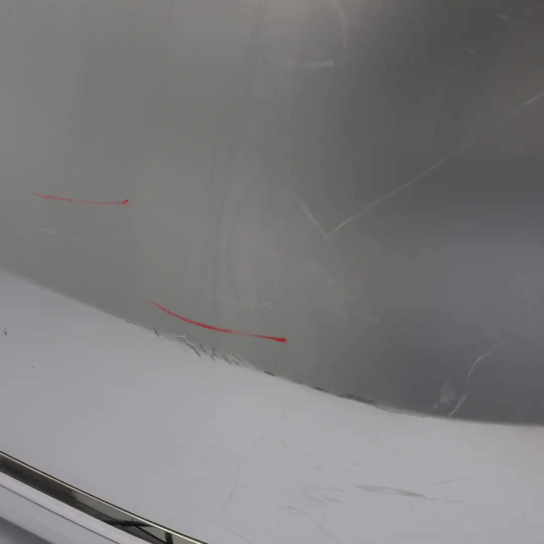 Bumper Trim Panel Reflex Silver Metallic - A7W to VW Passat B7 Variant Rear with Part number 3AF807421A VW Passat B7 Variant Rear Bumper Trim Panel Reflex Silver Metallic - A7W - SKU 3AF807421A-RES - Part number 3AF807421A