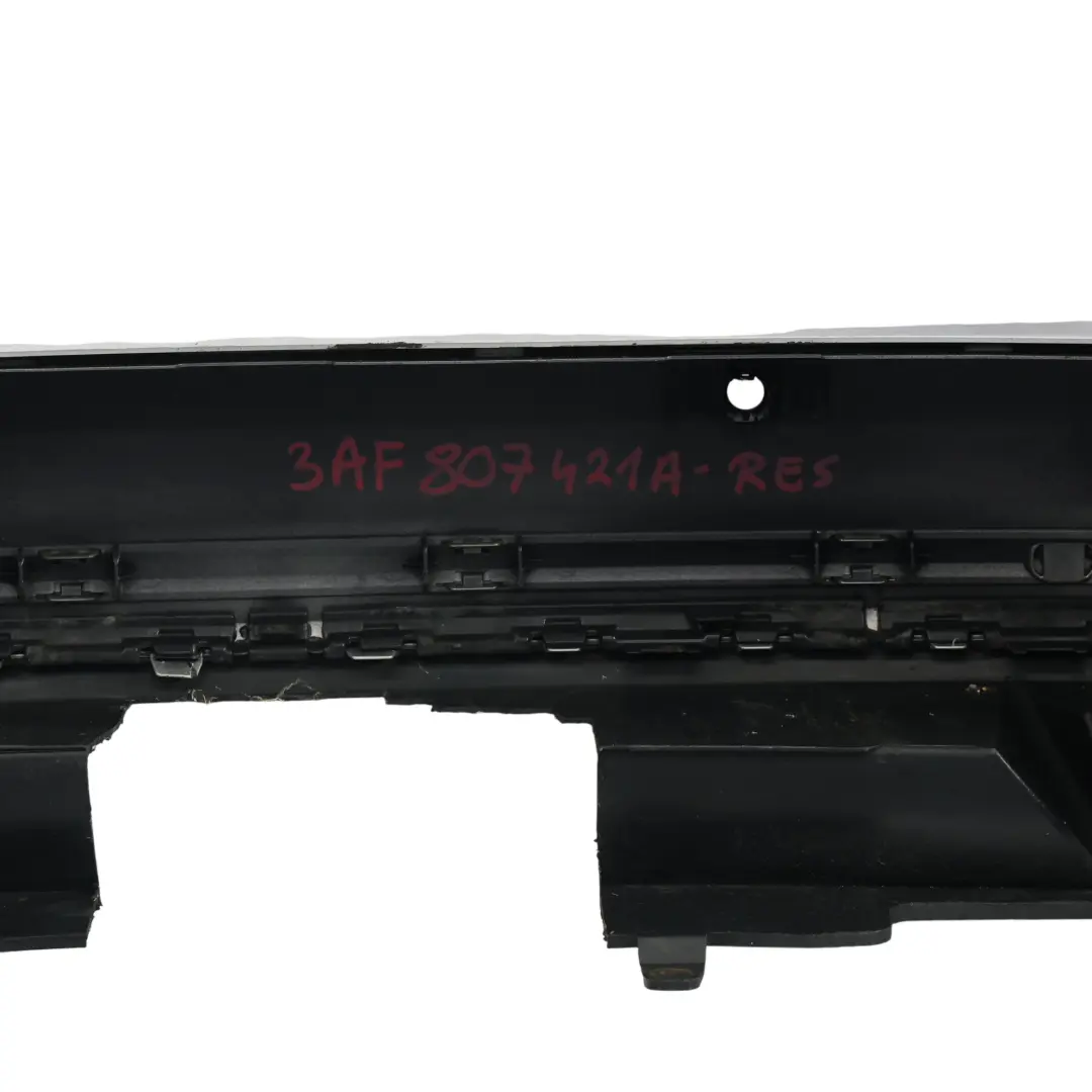 Bumper Trim Panel Reflex Silver Metallic - A7W to VW Passat B7 Variant Rear with Part number 3AF807421A VW Passat B7 Variant Rear Bumper Trim Panel Reflex Silver Metallic - A7W - SKU 3AF807421A-RES - Part number 3AF807421A