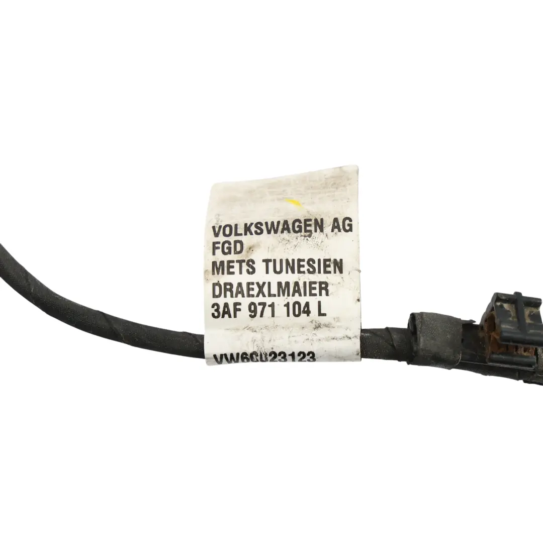 PDC sensor Wiring Loom Harness Cable Rear Bumper to Volkswagen Passat B7 with Part number 3AF971104L Volkswagen Passat B7 PDC sensor Wiring Loom Harness Cable Rear Bumper - SKU 3AF971104L - Part number 3AF971104L