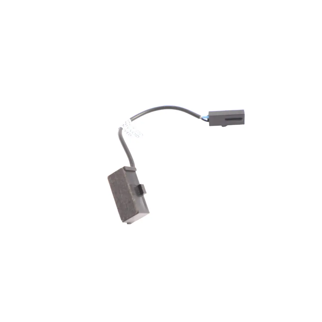Mikrofon Hands-Free Z Wiązką do Volkswagen Passat B7 o numerze 3C0035711A Volkswagen Passat B7 Mikrofon Hands-Free Z Wiązką - SKU 3C0035711A - Numer Części 3C0035711A