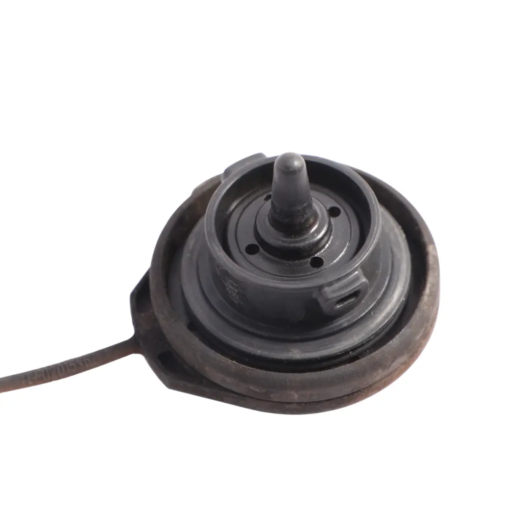 8F Fuel Filler Cap Diesel Tank Lid Black Cover to Audi A4 B8 A5 with Part number 3C0201553J Audi A4 B8 A5 8F Fuel Filler Cap Diesel Tank Lid Black Cover - SKU 3C0201553J - Part number 3C0201553J