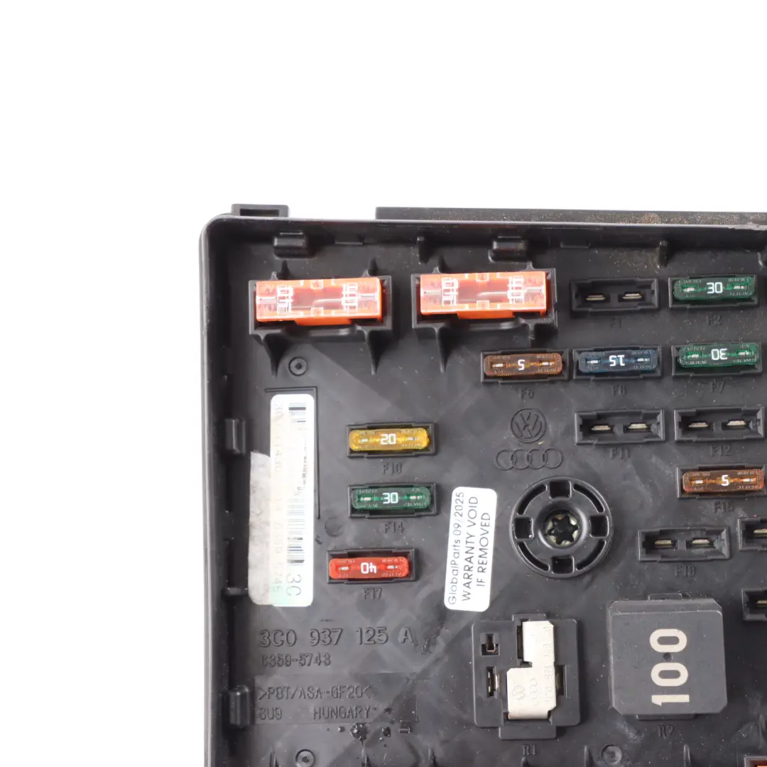 Boîtier Relais Fusibles Compartiment Moteur Borne pour VW Volkswagen 5N B7 à propos du numéro de pièce 3C0937125A VW Volkswagen 5N B7 Boîtier Relais Fusibles Compartiment Moteur Borne - SKU 3C0937125A-1 - Numéro de pièce 3C0937125A