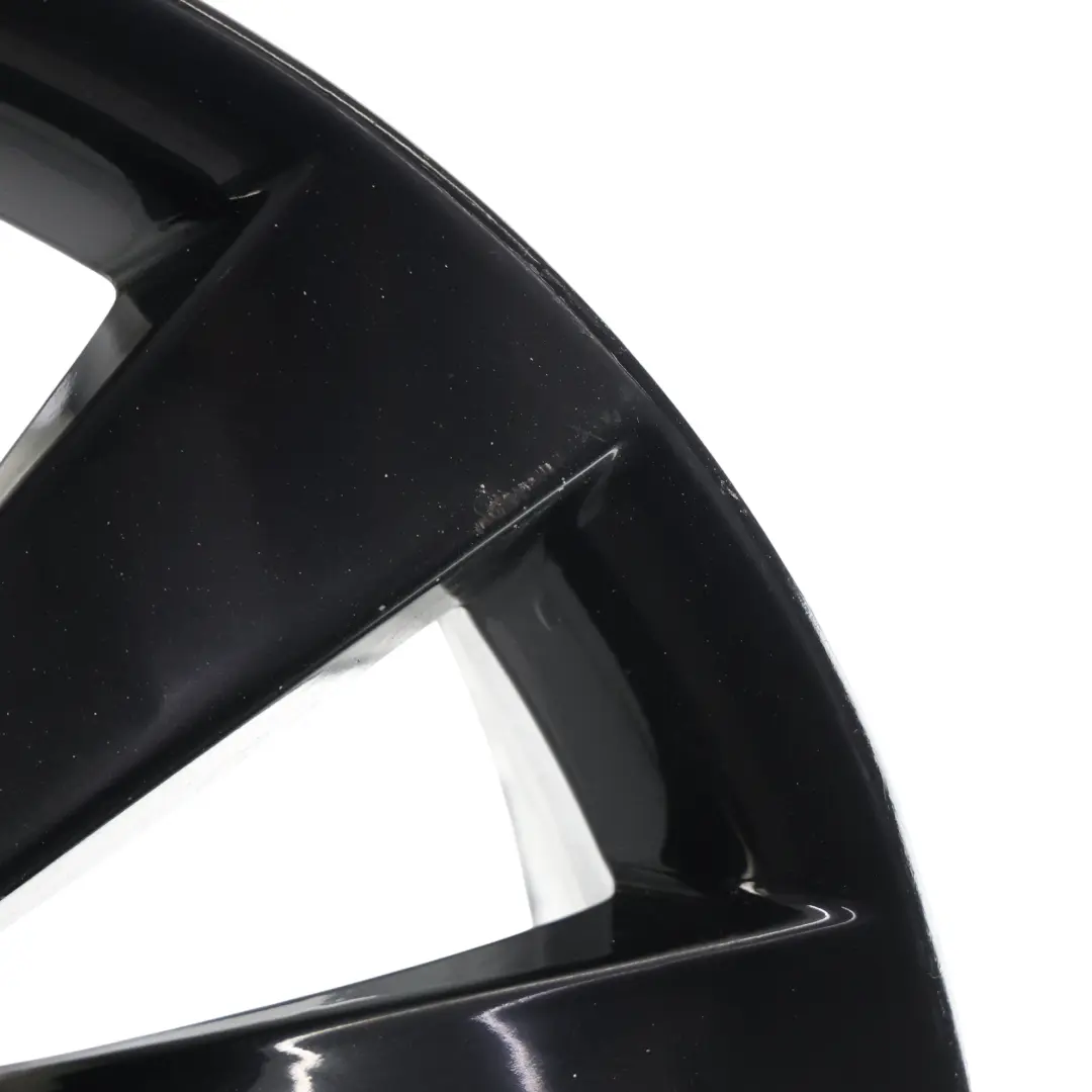 Mk3 Llanta De Aleación Negra 18" 8J ET:41 para Volkswagen Scirocco con número de pieza 3C8601025AB Volkswagen Scirocco Mk3 Llanta De Aleación Negra 18" 8J ET:41 - SKU 3C8601025AB-1 - Número de pieza 3C8601025AB