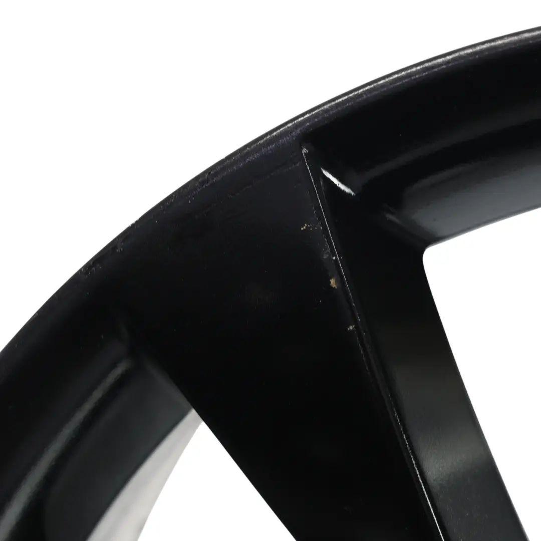 Volkswagen Scirocco Mk3 Llanta De Aleación Negra 18" 8J ET:41 - SKU 3C8601025AB-2 - Número de pieza 3C8601025AB