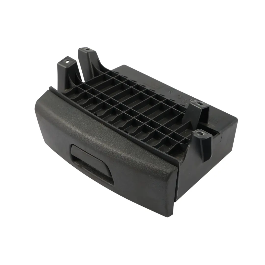 5F Mk3 Vano Portaoggetti Sedile Anteriore Sinistro per Seat Leon con numero di parte 3T0881577C Seat Leon 5F Mk3 Vano Portaoggetti Sedile Anteriore Sinistro - SKU 3T0881577C - Numero di parte 3T0881577C