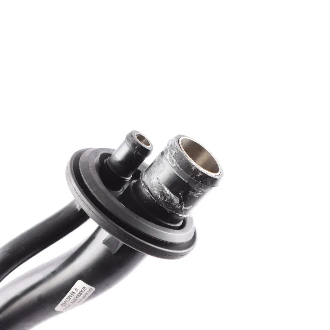 AdBlue Filler Reducing Pipe Neck Line Hose SCR Diesel to Audi A8 D4 with Part number 4H0131963B Audi A8 D4 AdBlue Filler Reducing Pipe Neck Line Hose SCR Diesel - SKU 4H0131963B - Part number 4H0131963B