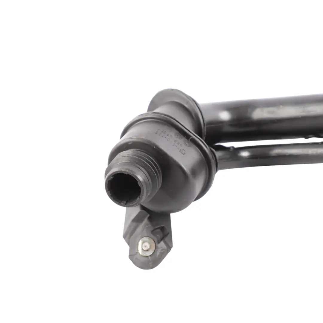 AdBlue Filler Reducing Pipe Neck Line Hose SCR Diesel to Audi A8 D4 with Part number 4H0131963B Audi A8 D4 AdBlue Filler Reducing Pipe Neck Line Hose SCR Diesel - SKU 4H0131963B - Part number 4H0131963B