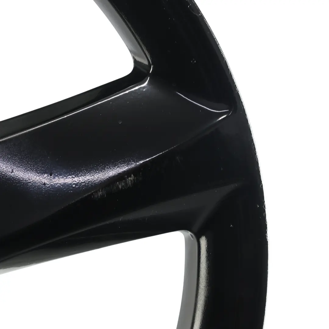 Felga Aluminiowa Czarna 19" 9J ET:33 do Audi A8 4H D4 o numerze 4H0601025BB Audi A8 4H D4 Felga Aluminiowa Czarna 19" 9J ET:33 - SKU 4H0601025BB-1 - Numer Części 4H0601025BB