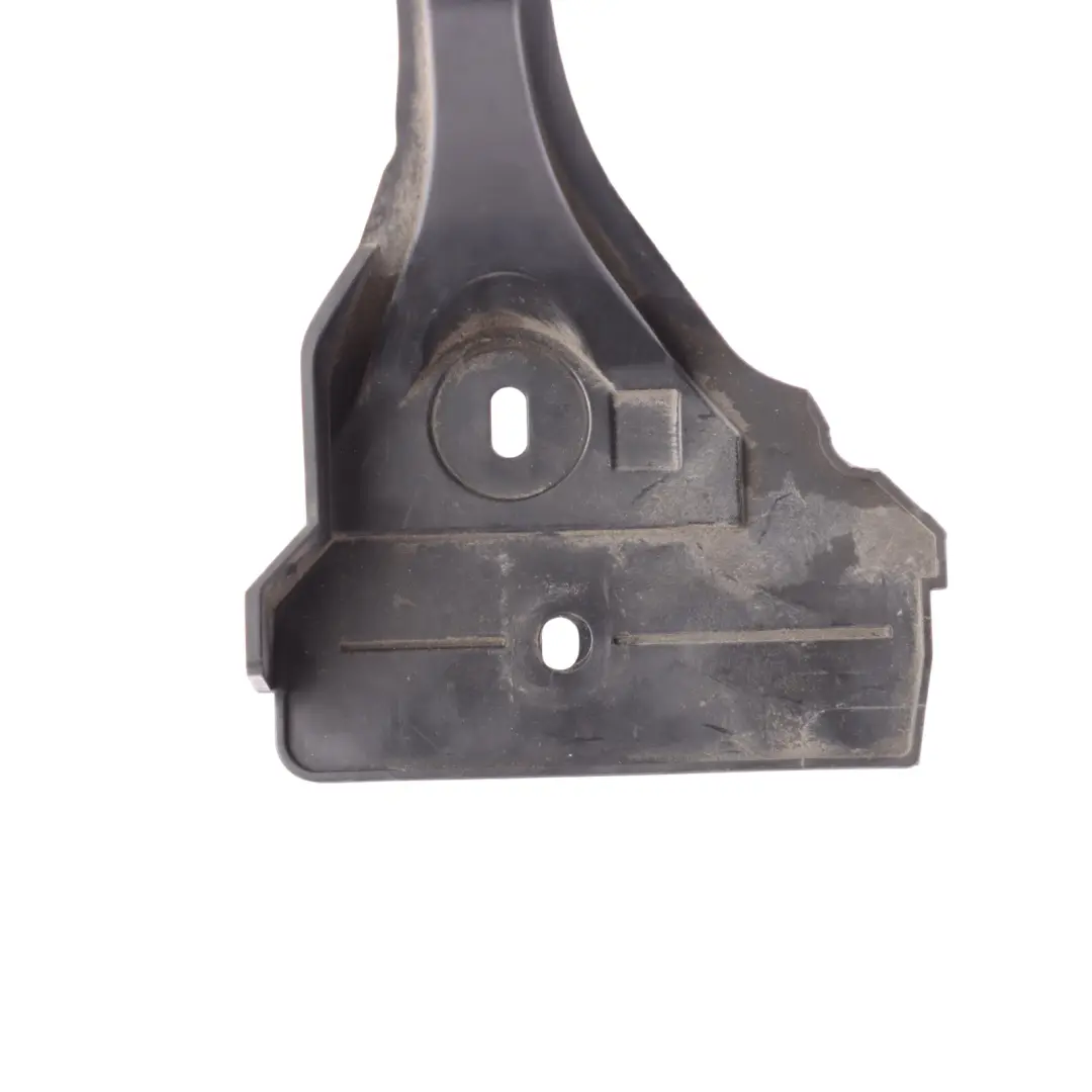 Front Bumper Retaining Braket Trim Panel Cover Right O/S to Audi A8 D4 with Part number 4H0807140 Audi A8 D4 Front Bumper Retaining Braket Trim Panel Cover Right O/S - SKU 4H0807140 - Part number 4H0807140