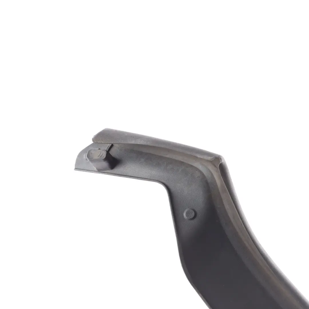 Seal Engine Bonnet Hood Gasket Front to Audi A8 D4 with Part number 4H0823739C Audi A8 D4 Seal Engine Bonnet Hood Gasket Front - SKU 4H0823739C - Part number 4H0823739C