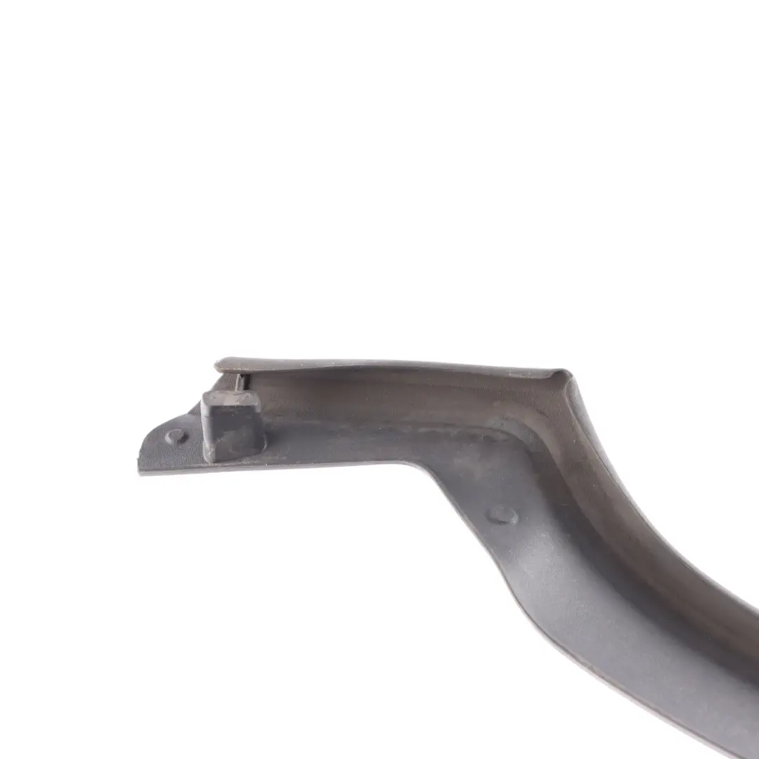 Seal Engine Bonnet Hood Gasket Front to Audi A8 D4 with Part number 4H0823739C Audi A8 D4 Seal Engine Bonnet Hood Gasket Front - SKU 4H0823739C - Part number 4H0823739C