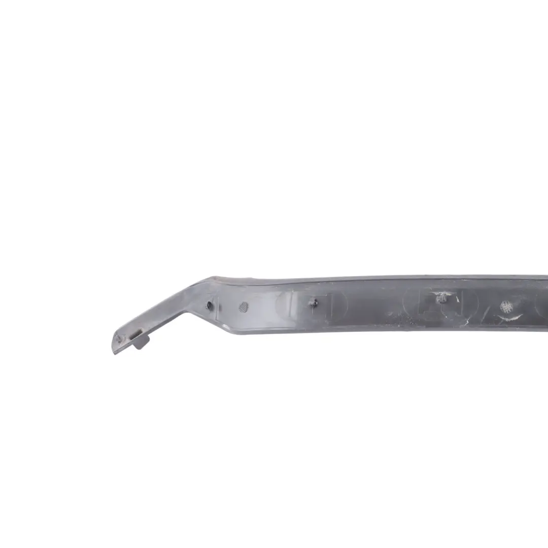 Seal Engine Bonnet Hood Gasket Front to Audi A8 D4 with Part number 4H0823739C Audi A8 D4 Seal Engine Bonnet Hood Gasket Front - SKU 4H0823739C - Part number 4H0823739C