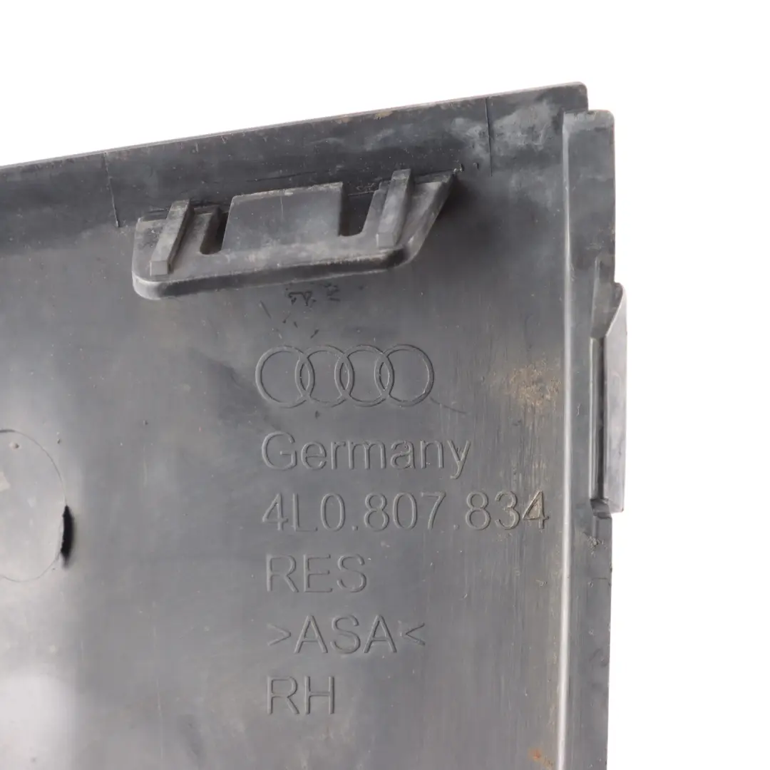 Bumper Diffuser Cover Cap Trim Panel Right O/S to Audi Q7 4L Rear with Part number 4L0807834 Audi Q7 4L Rear Bumper Diffuser Cover Cap Trim Panel Right O/S - SKU 4L0807834 - Part number 4L0807834