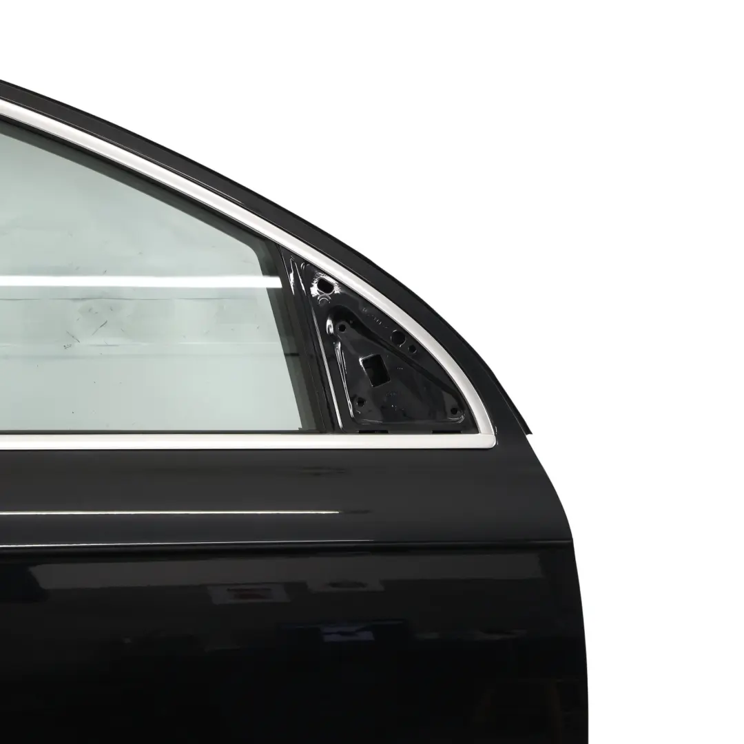 Puerta Delantera Derecha Panel Revestimiento Orca Black Negro - C9X para Audi Q7 4L con número de pieza 4L0831052A Audi Q7 4L Puerta Delantera Derecha Panel Revestimiento Orca Black Negro - C9X - SKU 4L0831052A-ORB - Número de pieza 4L0831052A