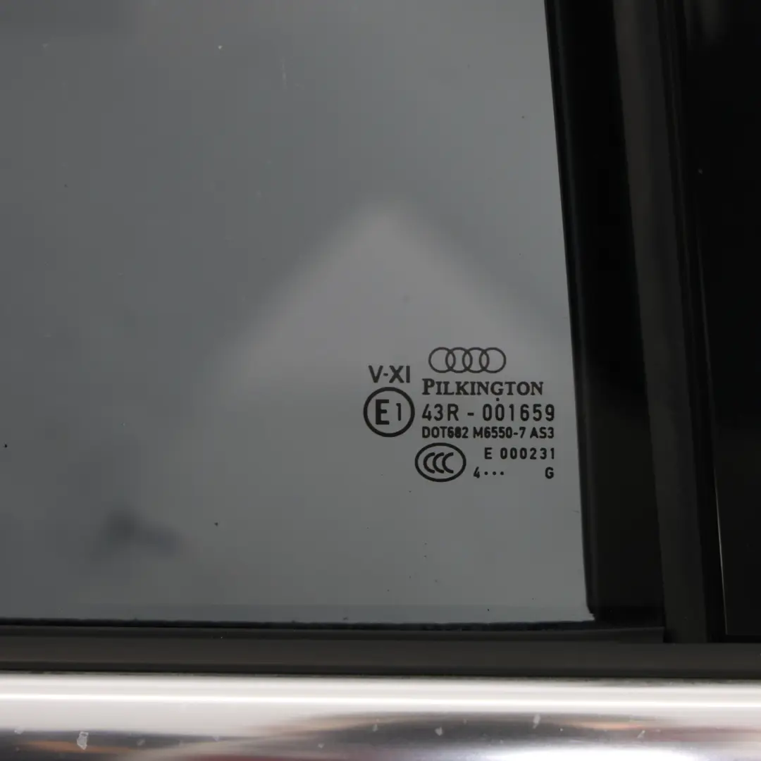 Audi Q7 4L Tür Hinten Rechts Abdeckplatte Orca Schwarz Metallic - C9X - SKU 4L0833052-ORB - Teilenummer 4L0833052