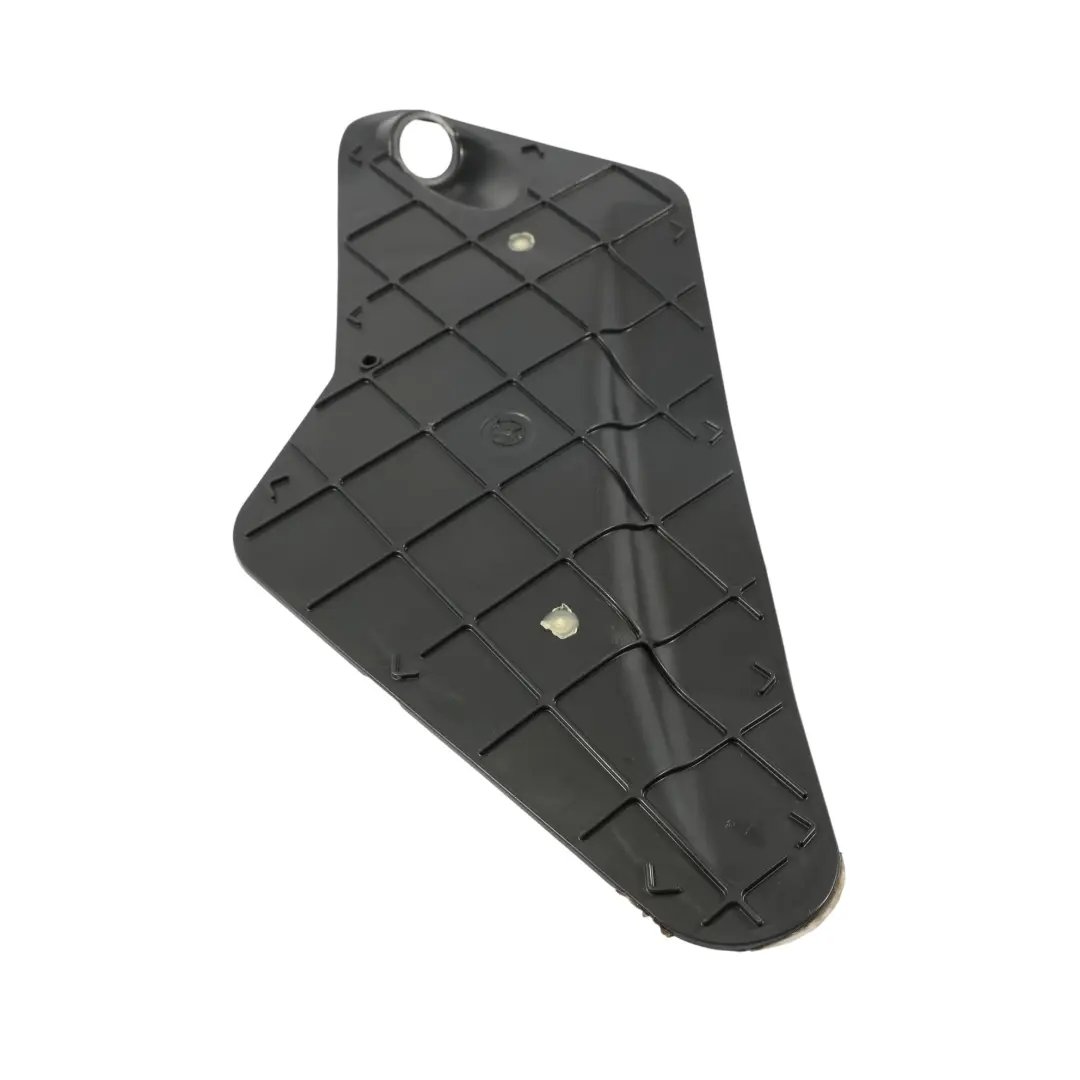 Osłona Panel Zaślepka Boczka Tylnych Drzwi Lewy do Audi Q7 4L o numerze 4L0839915A Audi Q7 4L Osłona Panel Zaślepka Boczka Tylnych Drzwi Lewy - SKU 4L0839915A - Numer Części 4L0839915A