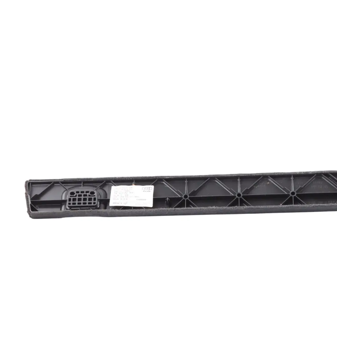Osłona Listwa Bagażnika Czarna Lewy Tył do Audi Q7 4L o numerze 4L0861487H Audi Q7 4L Osłona Listwa Bagażnika Czarna Lewy Tył - SKU 4L0861487H - Numer Części 4L0861487H