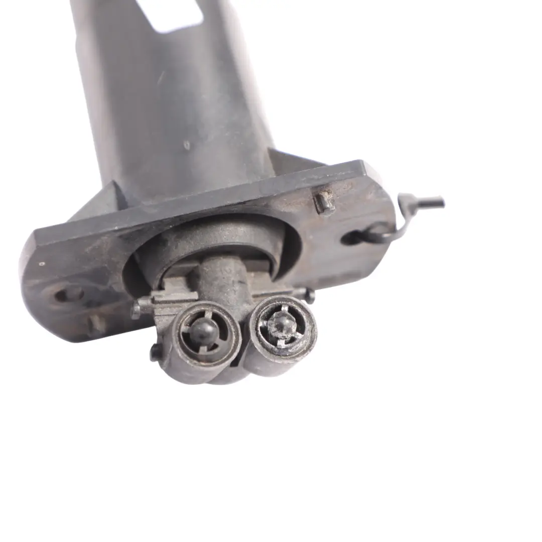 Windscreen Washer Jet Front Left N/S Heated Nozzle Spray to Audi Q7 4L with Part number 4L0955101 Audi Q7 4L Windscreen Washer Jet Front Left N/S Heated Nozzle Spray - SKU 4L0955101 - Part number 4L0955101