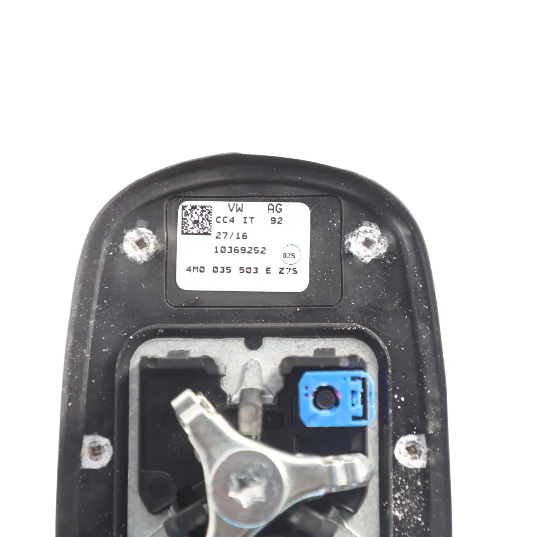 Antena Aérea Aleta Tiburón Gris Daytona Efecto Perla Z7S para Audi A4 B9 con número de pieza 4M0035503E Audi A4 B9 Antena Aérea Aleta Tiburón Gris Daytona Efecto Perla Z7S - SKU 4M0035503E-DGR - Número de pieza 4M0035503E