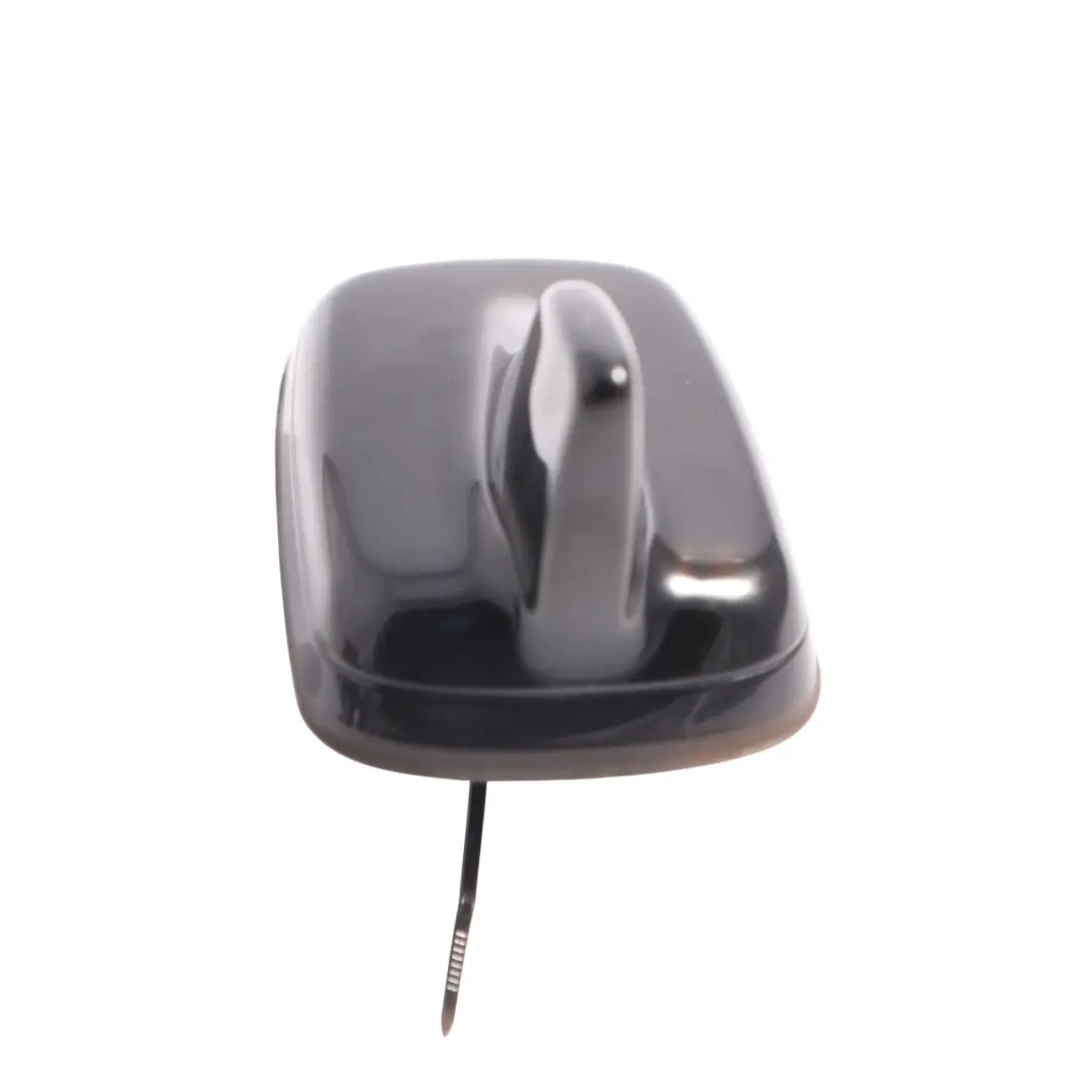 Antenne Toit Shark Mythical Black - Y9T pour Audi A4 B9 à propos du numéro de pièce 4M0035503K Audi A4 B9 Antenne Toit Shark Mythical Black - Y9T - SKU 4M0035503K-MYB - Numéro de pièce 4M0035503K