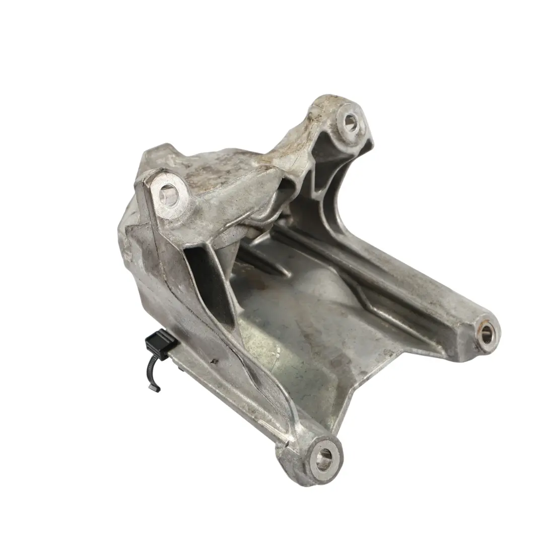 Łapa Mocowanie Silnika Lewe 2.0 TFSI DDWA do Audi A4 B9 A5 F5 o numerze 4M0199307BN Audi A4 B9 A5 F5 Łapa Mocowanie Silnika Lewe 2.0 TFSI DDWA - SKU 4M0199307BN - Numer Części 4M0199307BN