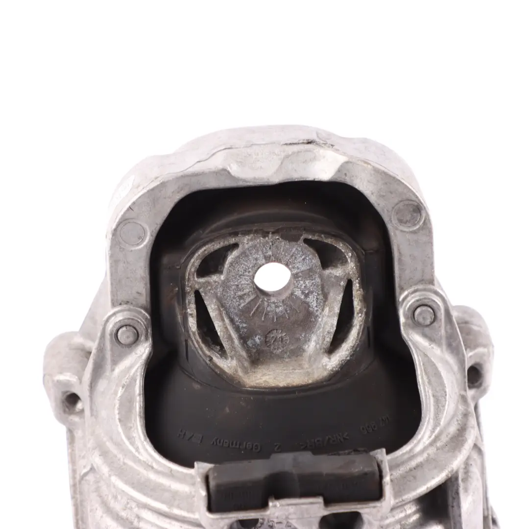 4M VW Touareg Mk2 3.0 Diesel Engine Mount Bracket Left N/S to Audi Q7 with Part number 4M0199371FF Audi Q7 4M VW Touareg Mk2 3.0 Diesel Engine Mount Bracket Left N/S - SKU 4M0199371FF - Part number 4M0199371FF