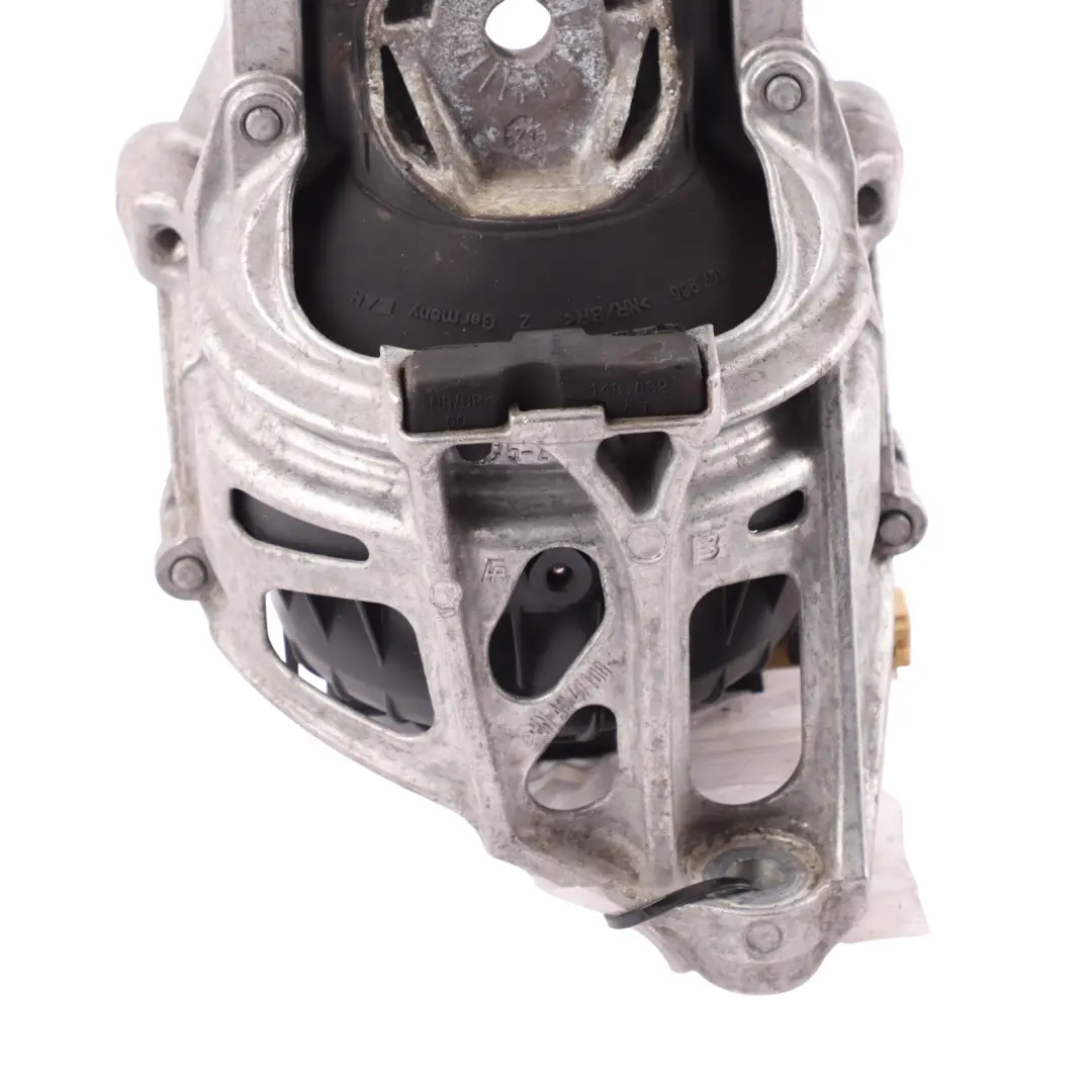 4M VW Touareg Mk2 3.0 Diesel Engine Mount Bracket Left N/S to Audi Q7 with Part number 4M0199371FF Audi Q7 4M VW Touareg Mk2 3.0 Diesel Engine Mount Bracket Left N/S - SKU 4M0199371FF - Part number 4M0199371FF