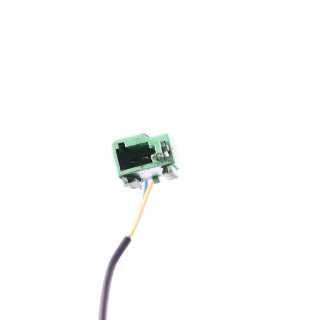 Bench Middle Seat Belt Buckle Catch Latch to VW Volkswagen Golf SV Rear with Part number 510857740A VW Volkswagen Golf SV Rear Bench Middle Seat Belt Buckle Catch Latch - SKU 510857740A - Part number 510857740A