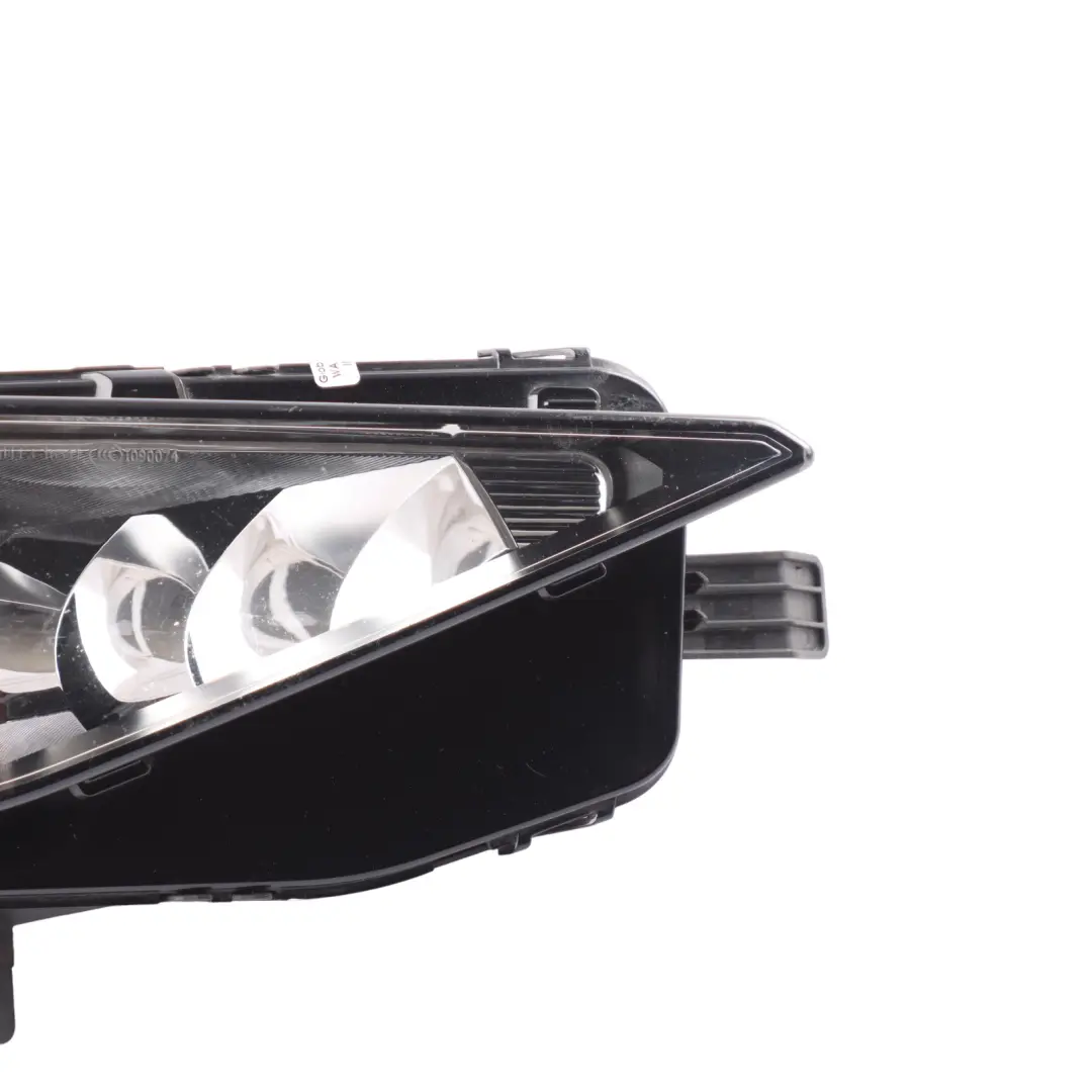 VW Volkswagen Golf Sportsvan Fog Lamp Light Front Right O/S - SKU 510941662E - Part number 510941662E