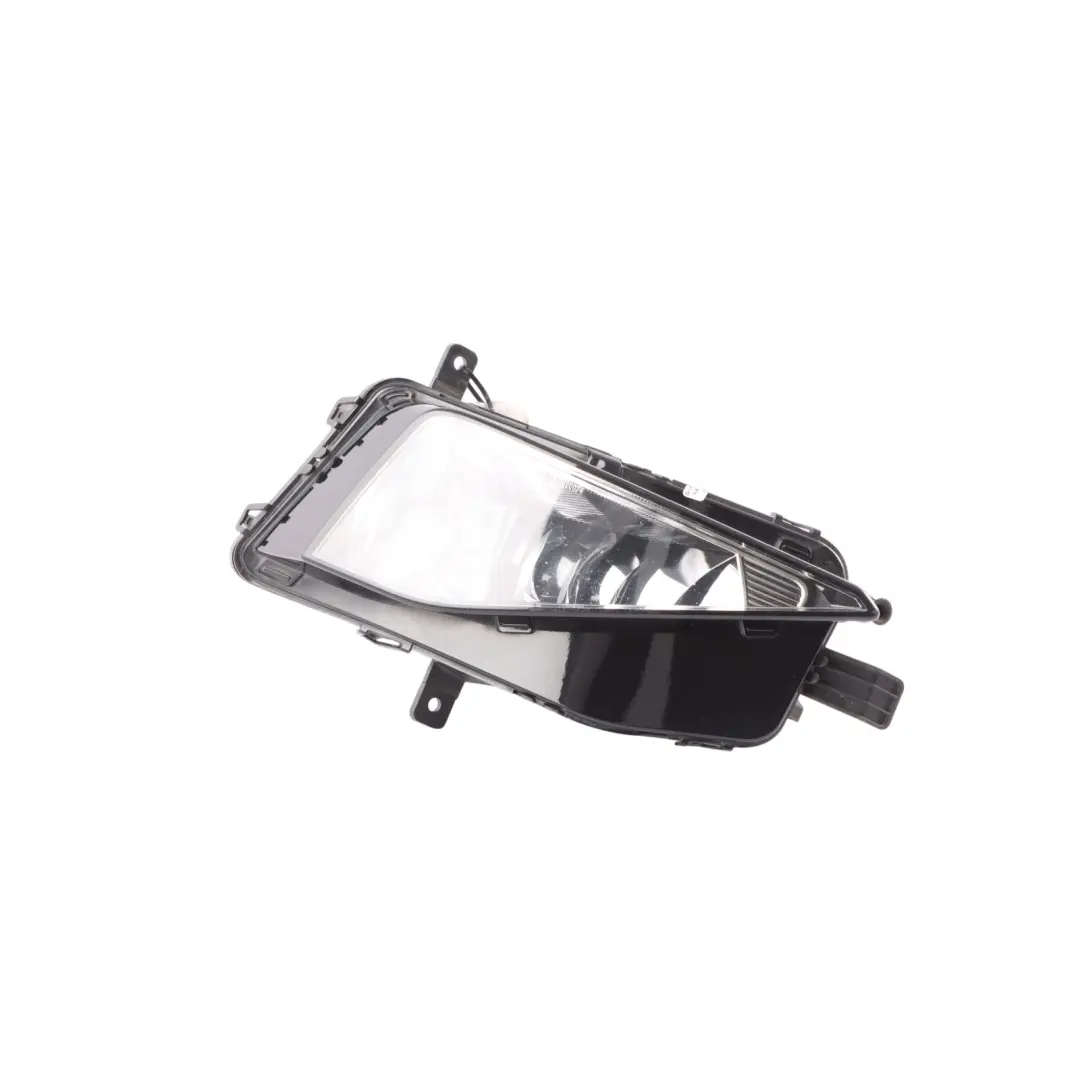 Fog Lamp Light Front Right O/S to VW Volkswagen Golf Sportsvan with Part number 510941662E VW Volkswagen Golf Sportsvan Fog Lamp Light Front Right O/S - SKU 510941662E - Part number 510941662E