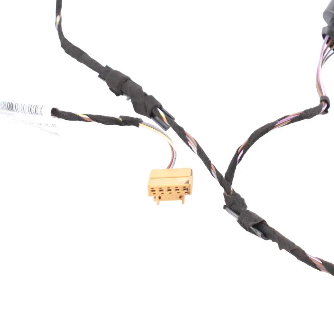 Boot Lid Tailgate Hatch Wiring Harness to VW Volkswagen Golf SV Rear with Part number 518971147L VW Volkswagen Golf SV Rear Boot Lid Tailgate Hatch Wiring Harness - SKU 518971147L - Part number 518971147L