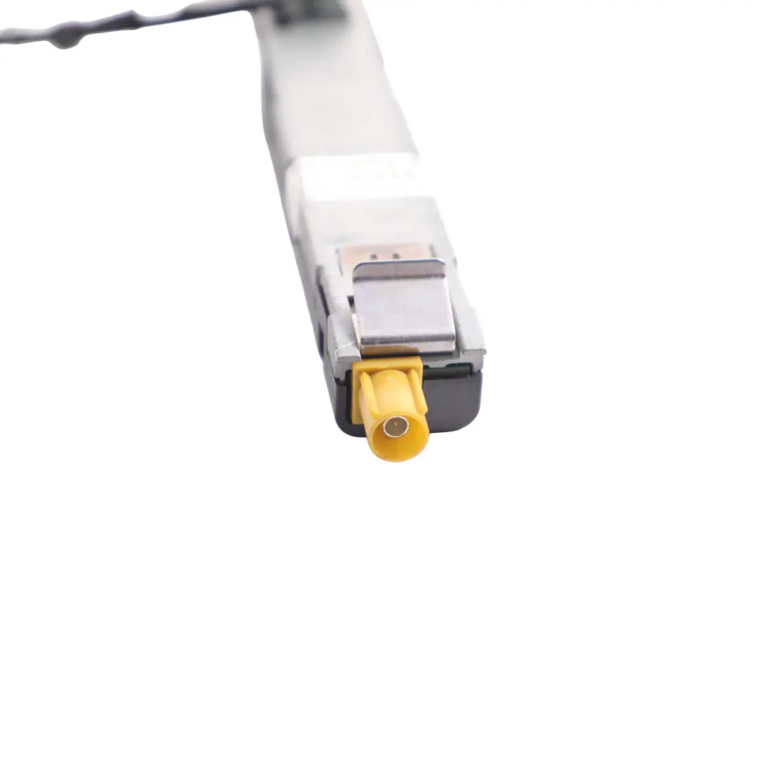 Antenna Amplifier Aerial Module to Seat Ateca with Part number 575035225 Seat Ateca Antenna Amplifier Aerial Module - SKU 575035225 - Part number 575035225