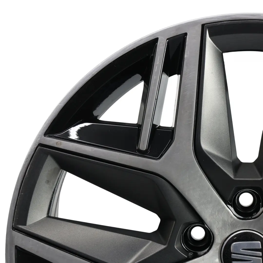 Llanta De Aleación Bicolor De 19" 8J ET:45 5X112 para Seat Ateca con número de pieza 575601025H Seat Ateca Llanta De Aleación Bicolor De 19" 8J ET:45 5X112 - SKU 575601025H-1 - Número de pieza 575601025H