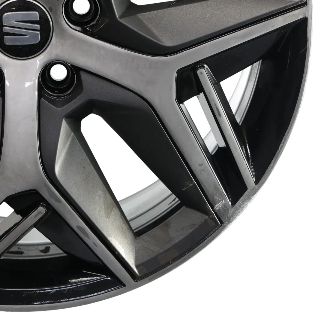 Llanta De Aleación Bicolor De 19" 8J ET:45 5X112 para Seat Ateca con número de pieza 575601025H Seat Ateca Llanta De Aleación Bicolor De 19" 8J ET:45 5X112 - SKU 575601025H-1 - Número de pieza 575601025H