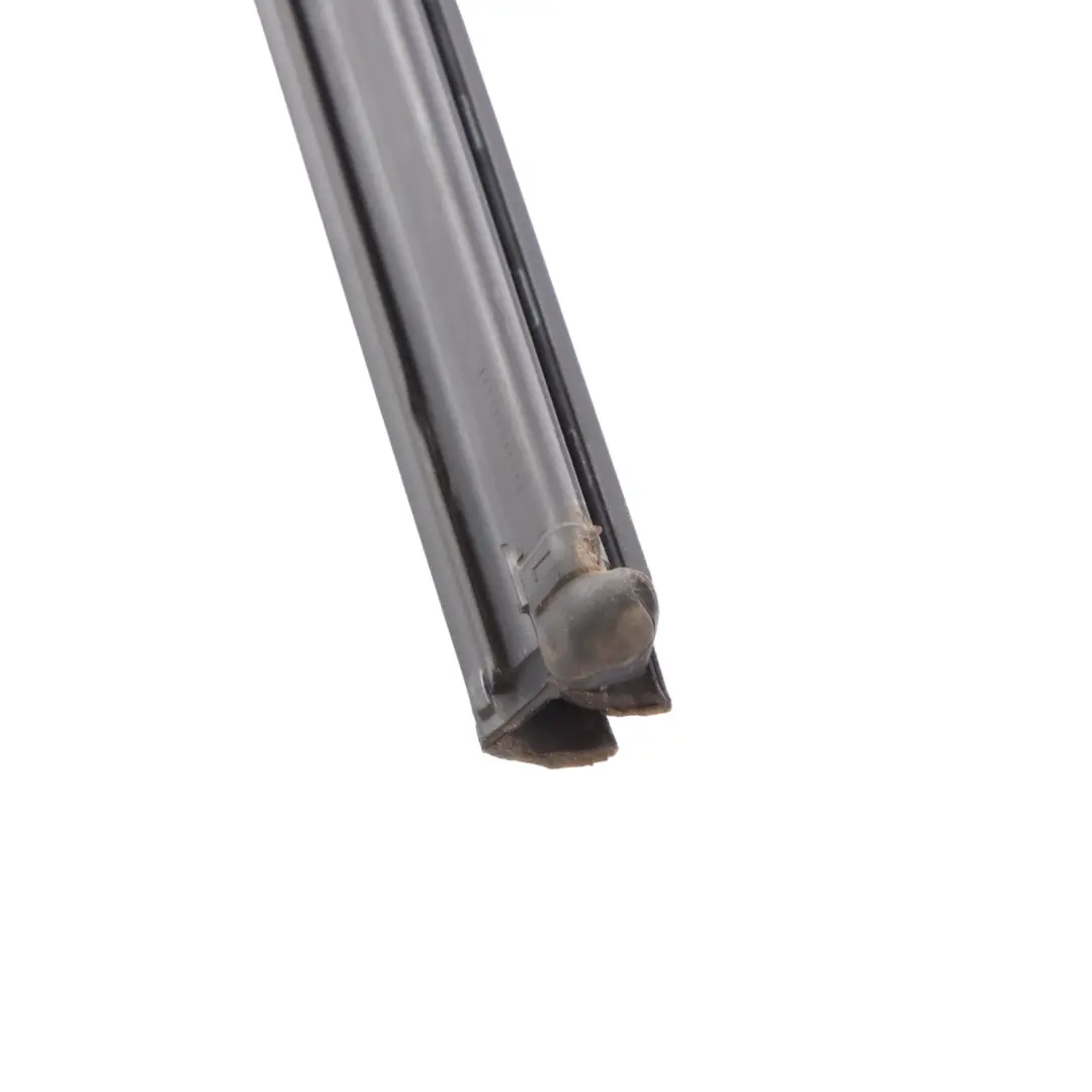 Window Aperture Seal Door Inner Rear Right O/S to Seat Ateca with Part number 575839472A Seat Ateca Window Aperture Seal Door Inner Rear Right O/S - SKU 575839472A - Part number 575839472A