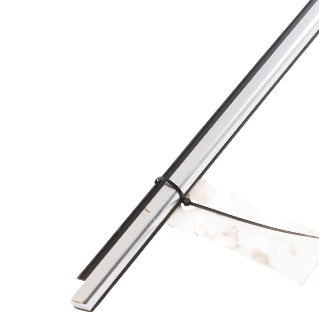 Window Aperture Seal Door Outer Rear Left N/S to Seat Ateca with Part number 575839475G Seat Ateca Window Aperture Seal Door Outer Rear Left N/S - SKU 575839475G - Part number 575839475G