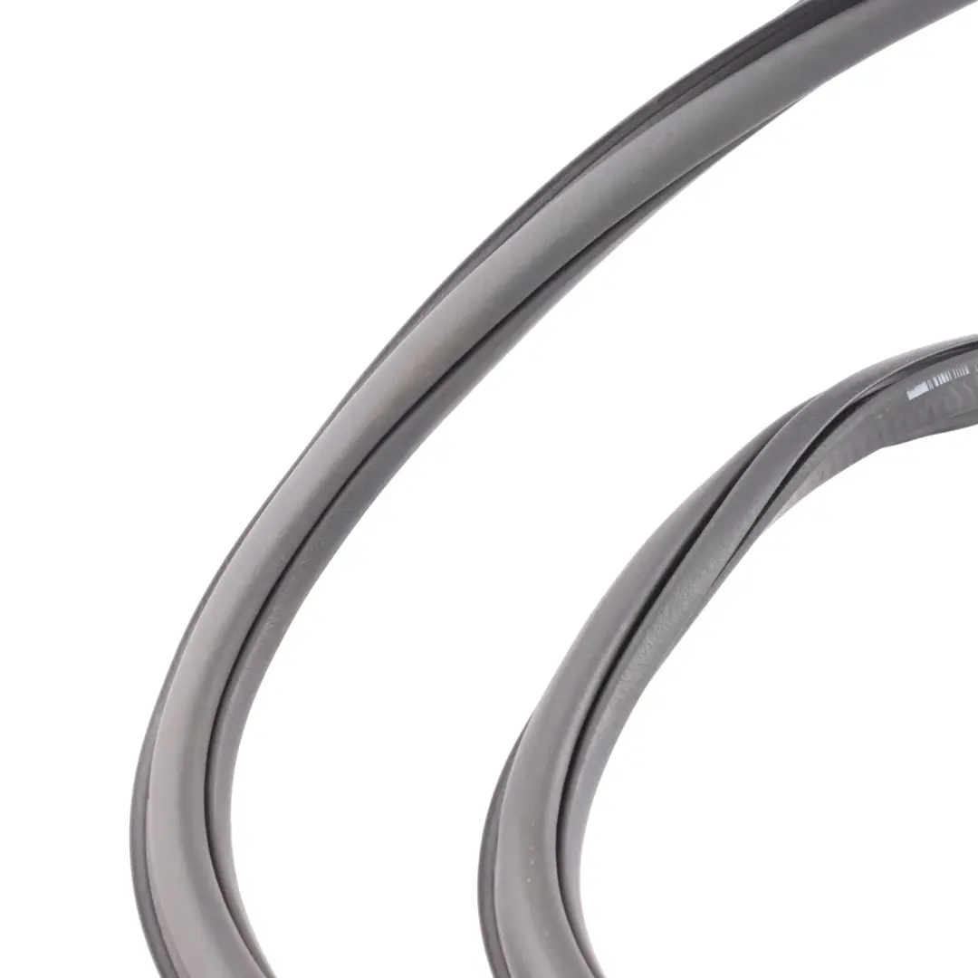 Door Rubber Gasket Seal Sealing Front Left N/S Side 575867366M to Seat Ateca with Part number 575867365M Seat Ateca Door Rubber Gasket Seal Sealing Front Left N/S Side 575867366M - SKU 575867365M - Part number 575867365M