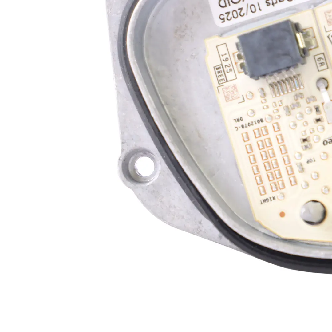 Front LED Headlight Ballast Control Module Unit Right O/S 90125310 to Seat Ateca with Part number 575941476 Seat Ateca Front LED Headlight Ballast Control Module Unit Right O/S 90125310 - SKU 575941476 - Part number 575941476