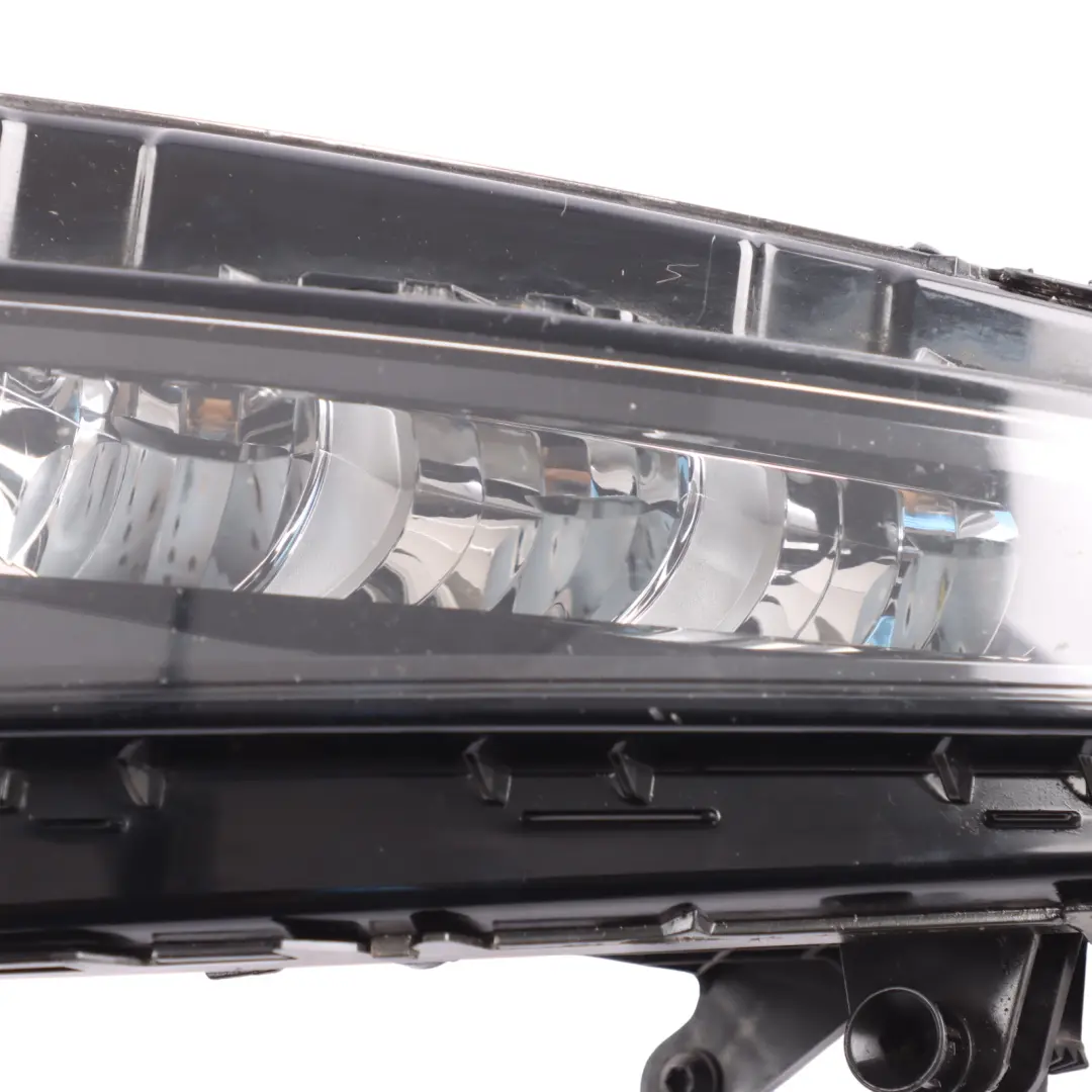 Mk1 Leon Mk3 5F Front Bumper Fog Light Lamp LED Left N/S to Seat Ateca with Part number 575941699B Seat Ateca Mk1 Leon Mk3 5F Front Bumper Fog Light Lamp LED Left N/S - SKU 575941699B - Part number 575941699B