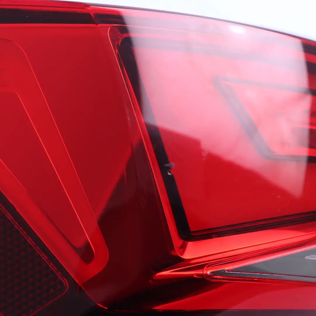 Mk1 Rear Lamp LED Boot Lid Tailgate Light Outer Left N/S 575945307E to Seat Ateca with Part number 575945207D Seat Ateca Mk1 Rear Lamp LED Boot Lid Tailgate Light Outer Left N/S 575945307E - SKU 575945207D - Part number 575945207D