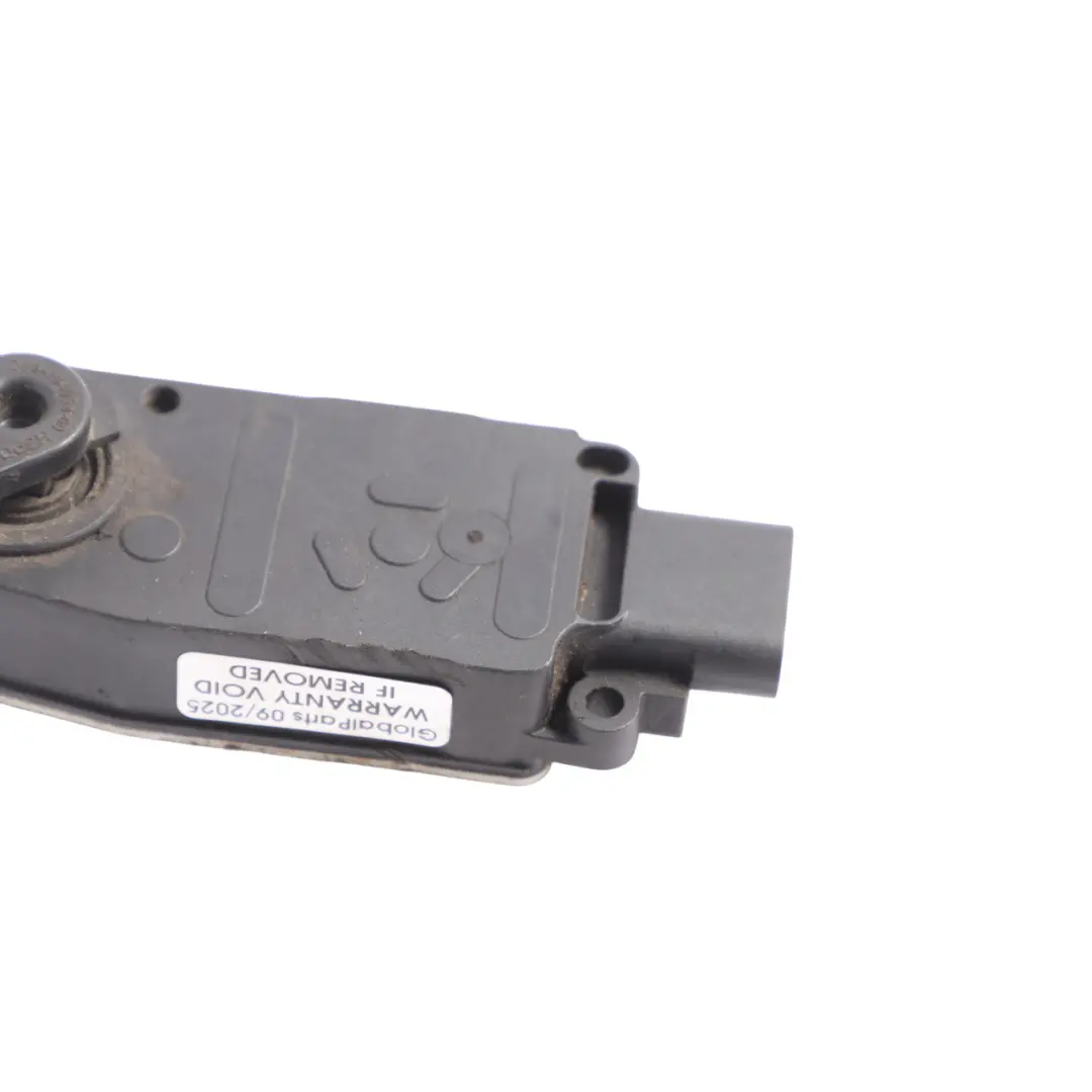 Mercedes W177 Air Heater Flap Actuator Motor Control - SKU 5878R1000 - Part number 5878R1000