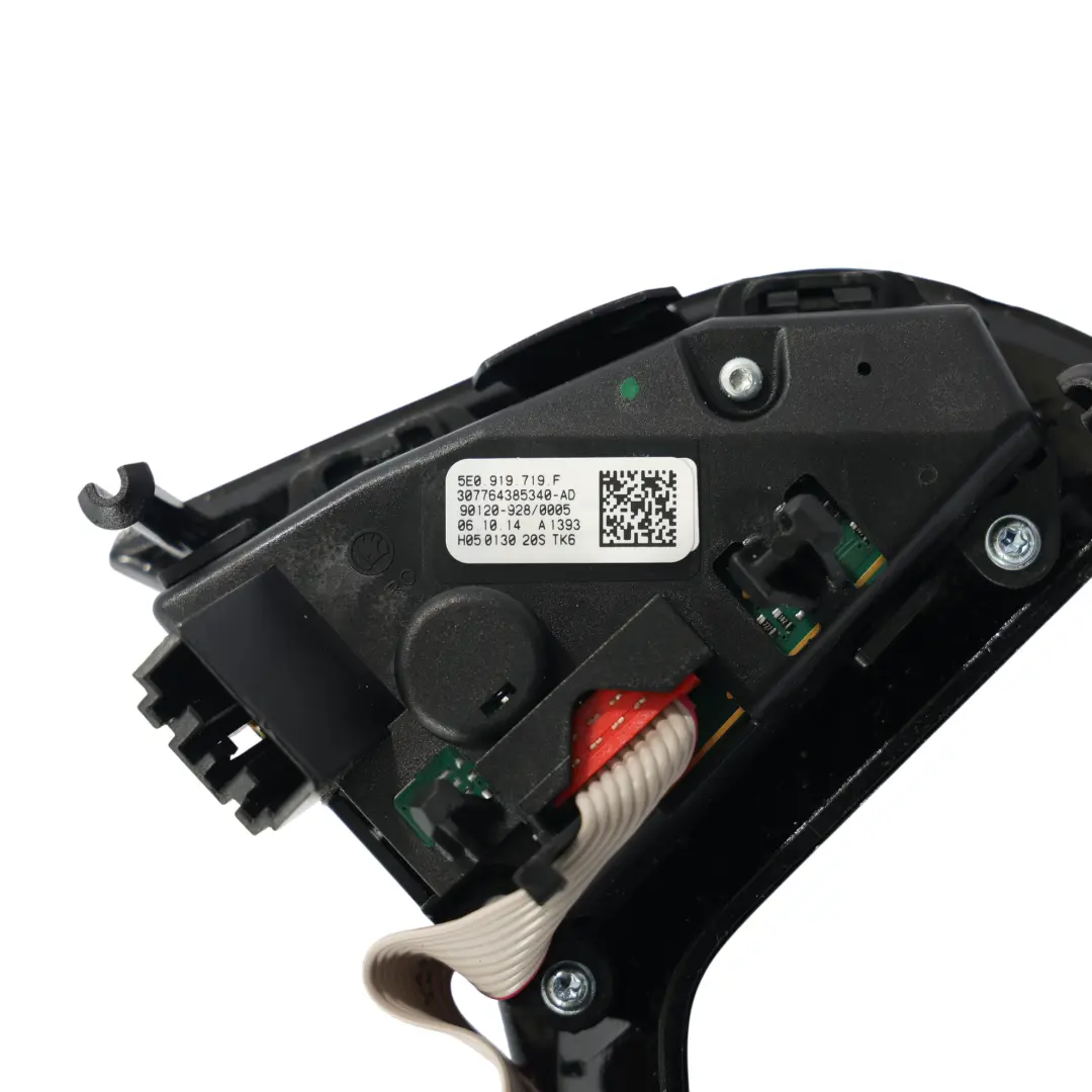 Steering Wheel Cover Panel Trim Switch A 5E0919719F to Skoda Rapid NH1 with Part number 5E0419685 Skoda Rapid NH1 Steering Wheel Cover Panel Trim Switch A 5E0919719F - SKU 5E0419685-1 - Part number 5E0419685